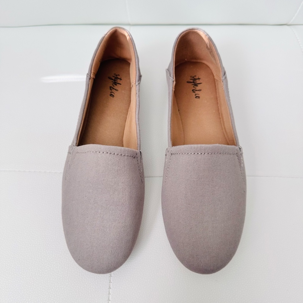 NEW Style & Co Nixine Grey Slip-on Flats Size 6 M